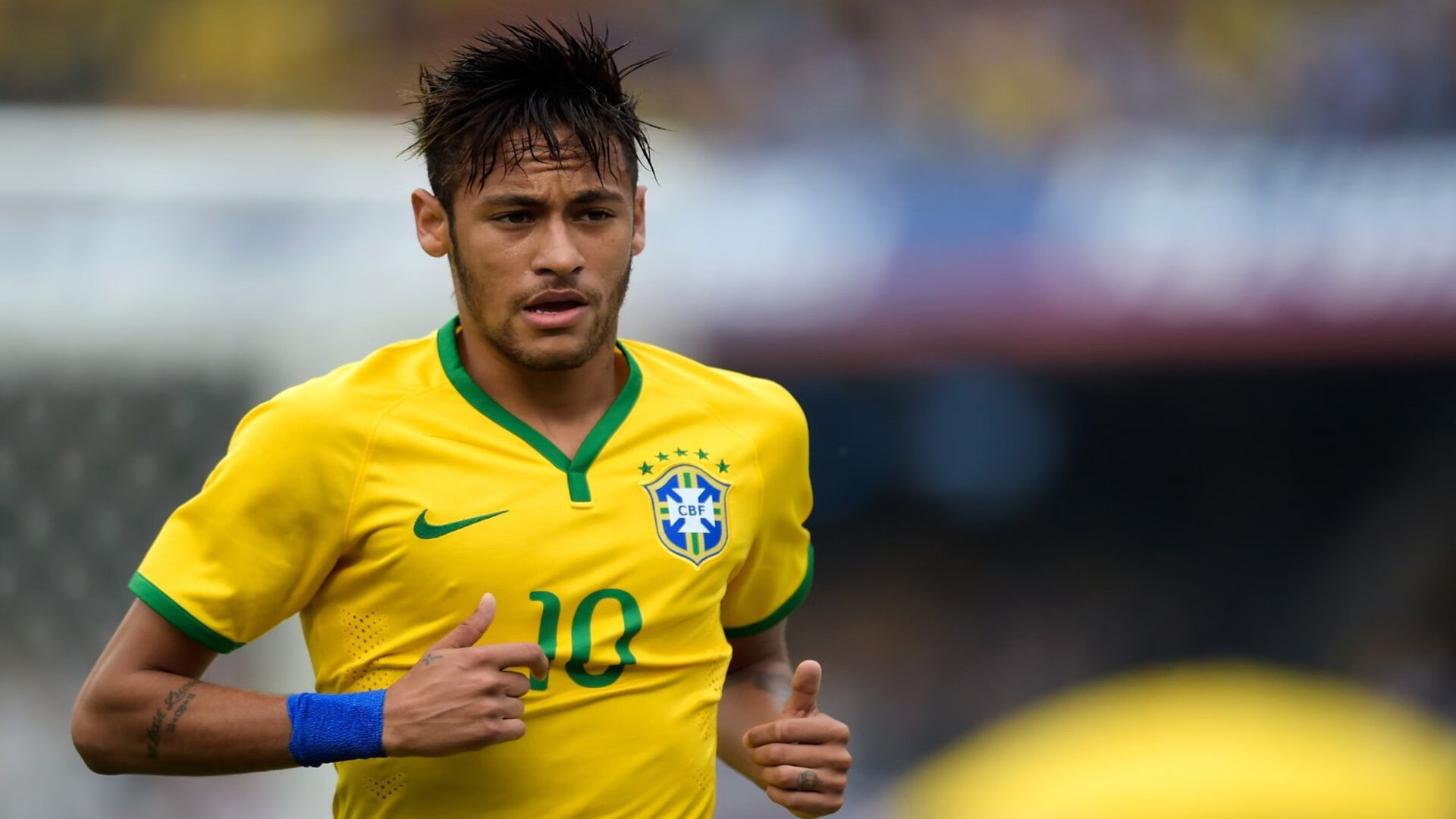 哥伦比亚马术协会举办马匹护理培训班，提高骑手护理技能。，哥伦比亚马拉松